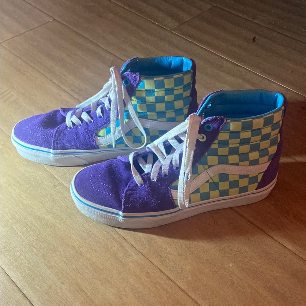 Vans Checkerboard Women’s High Tops (Size 8)